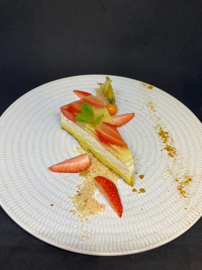 Latitude Ouest Hotel Restaurant & Spa Locronan Dış mekan fotoğraf