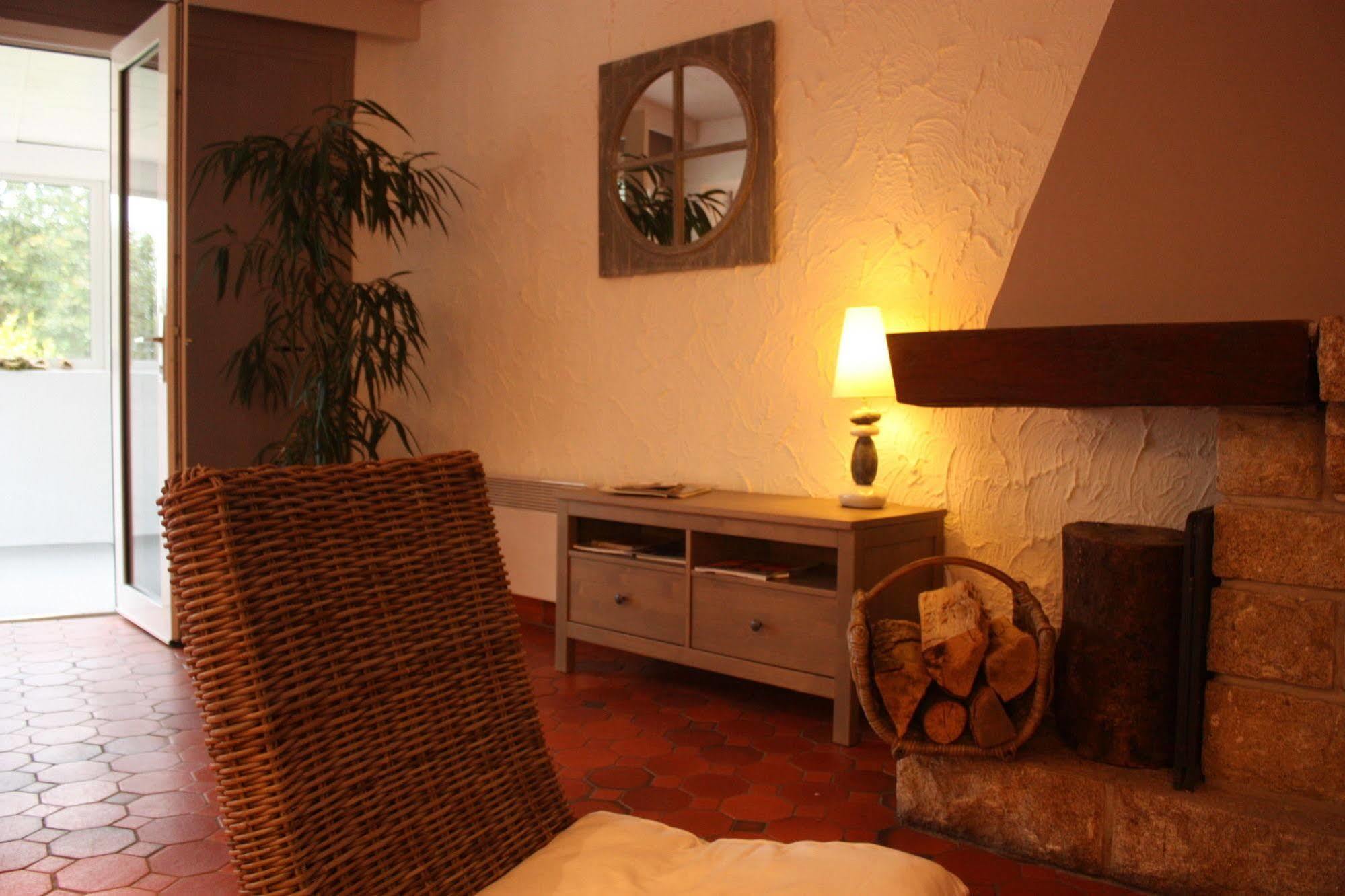 Latitude Ouest Hotel Restaurant & Spa Locronan Dış mekan fotoğraf