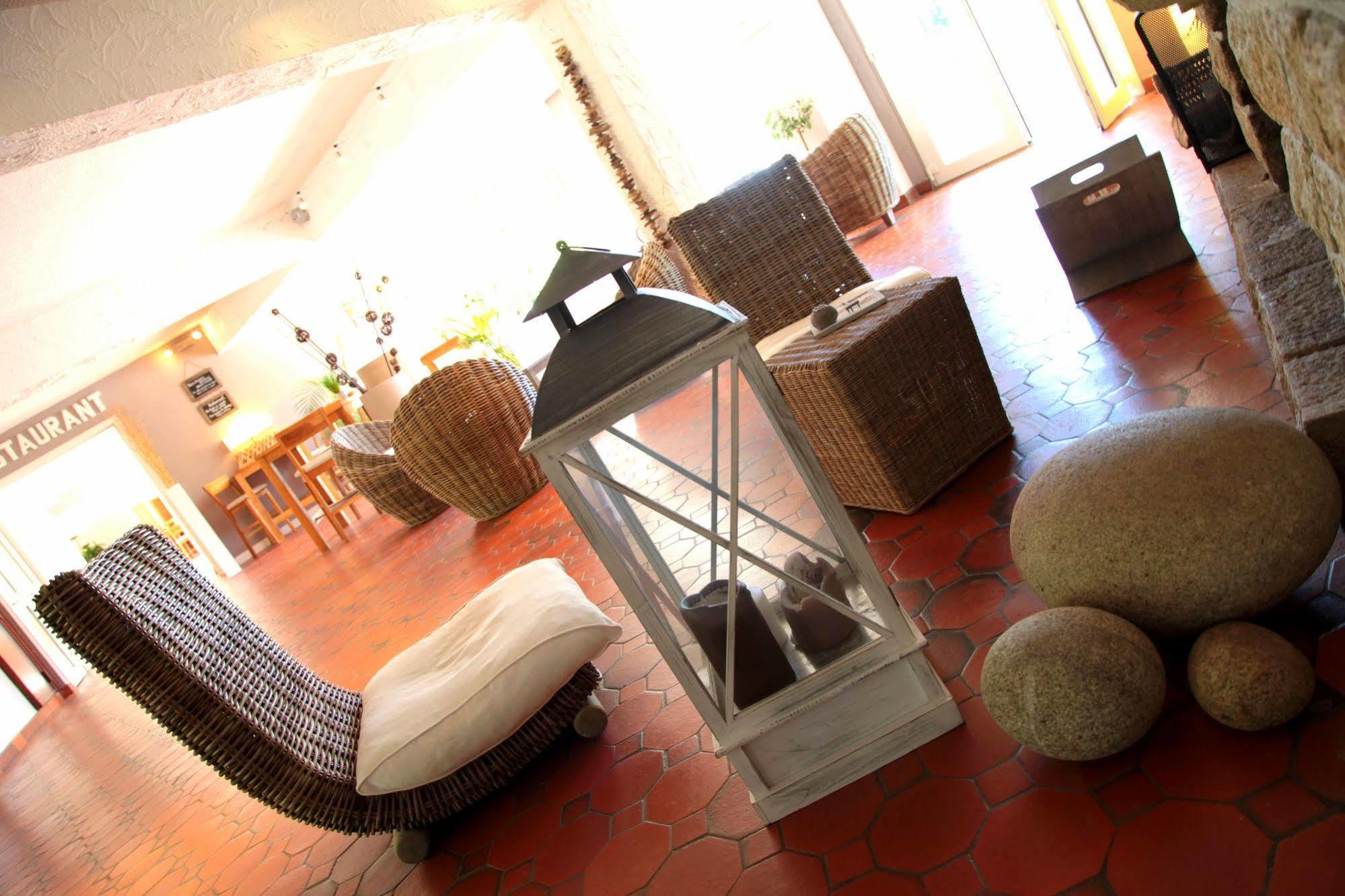 Latitude Ouest Hotel Restaurant & Spa Locronan Dış mekan fotoğraf