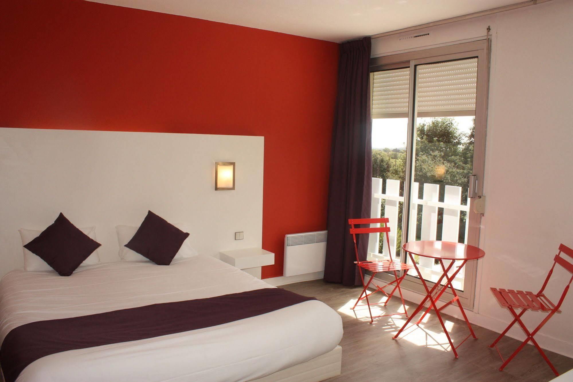Latitude Ouest Hotel Restaurant & Spa Locronan Dış mekan fotoğraf